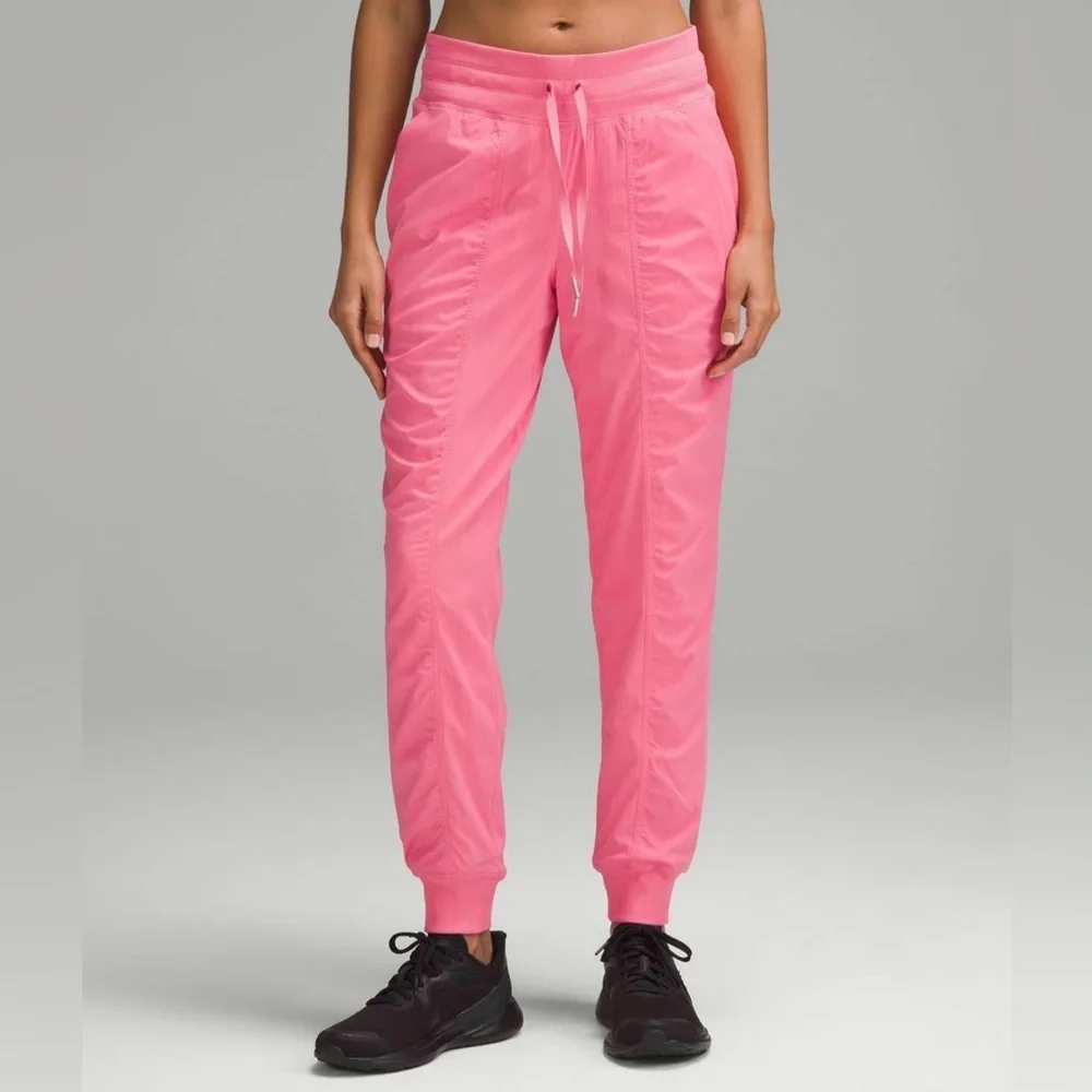 Lululemon Dance Studio Mid-Rise Jogger Pant Sweatpants Sakura Pink Women’s 6